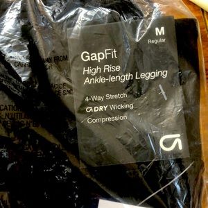 GapFit High rise ankle length legging